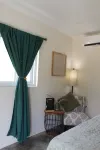 Transhi by Cunuc'i Cristi, we are completely off-the-grid, ground with nature! Hotels near Clear Kayak Aruba