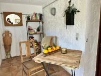 A 5 Minutes à Pieds des Calanques de Figuerolles, Idéal Pour se Ressourcer