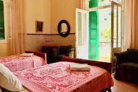 Auberge Braidy Hotels in Maalaqah