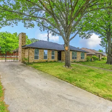 Edgewater Retreat Rowlett/Rockwall. 4-Bedrm 2Bathrm 2 Garage Отели в г. Роулетт