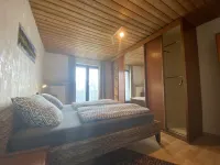 Cozy apartment on the promenade Hotels in Hopfen am See