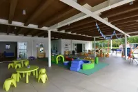 NOA2 Poreč-Tar apartment with pool, balcony, games room, Wi-Fi, barbeque