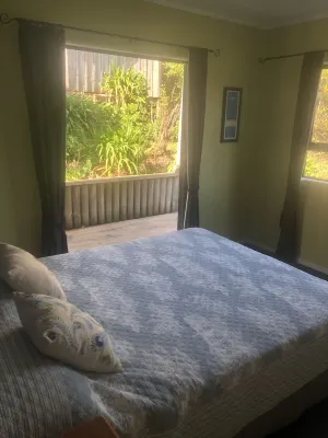 Kereru Cottage- private self contained holiday cottage - Swimming Pool