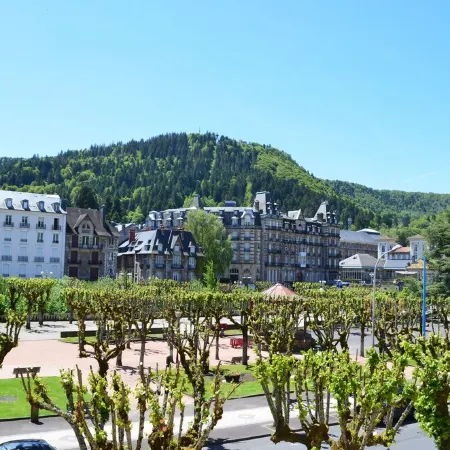 Very Nice Apartment 100 m² /  / Town Center / Ideal Cure