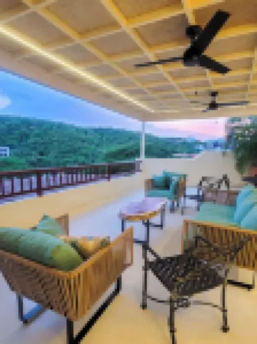Huatulco beauty in Chahue Bay. Large family condo with ocean and mountain views