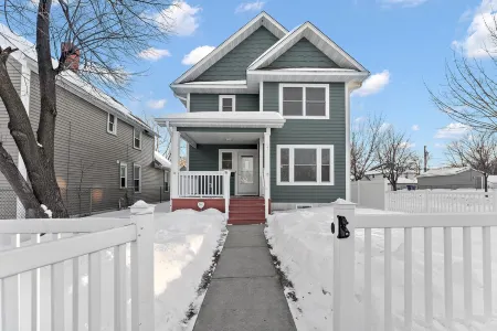 Cozy home in Saint Paul. Отели рядом с достопримечательностью «Эксель-Энерджи-центр»