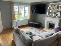 Modern 4 bed house Stevenage 22mins from London King’s Cross.