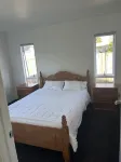 Beach getaway Hotels near Bream Bay Superette