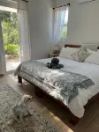 New private botanical villa on gated acre 5mins walk to beach