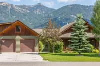 August Specials Available! Plan Your Big Sky and Yellowstone Adventure!