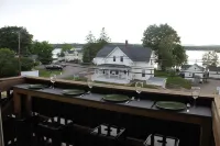 Amazing water views and great location