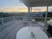 Barefoot Beach - oceanfront beach house w/ private beach, sunrise & sunset views Hotels in Elbow Cay