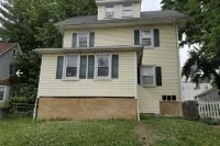 Royalty Homes - College Style 3 bedroom Apartment