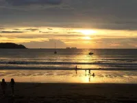 Amazing Beach Front Condo w/ Pool, Endless Beach, Flamingo/Potrero - de playa