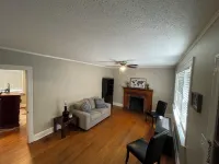 Palm Cottage - Centrally Located Brick Home on Quiet Street