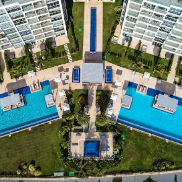 Brand New Apartment, Panoramic Ocean Views