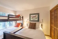 Whistler Village Premier Condo Ski-In Walk Up- Bike Park Direct Access - Hot Tub