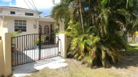 Rodney Bay Beach Home near EVERYTHING โรงแรมใน