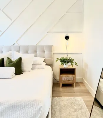 Updated Great Location Beautiful New House Hotels in Thornton