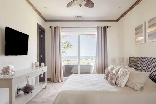 Amazing Ocean Views: Luxury Apartment @ Los Sueños