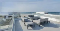 VILLA CORONADO: Brand new, exquisitely decorated two story beach front condo.
