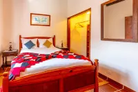 Cottage House with A/C – Big Garden - FREE Wood