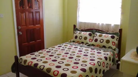 Wallhouse Apartment 2