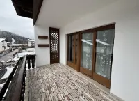 Bright and spacious apartment, convenient to services, only 30 minutes from Cortina