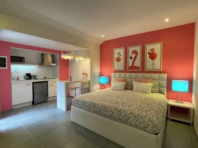 Walk in 3 Min to Beach & Shops & Best Restaurants from Lagoon Studio # 4 Hotels near Renaissance Island Nature Trail