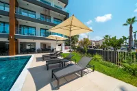 Waterside Sea View Apartments