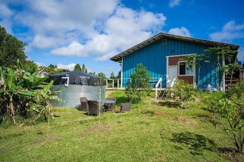 Kikala Waterfall Lodge Hotels in Hawaii island