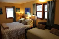 Artha Bed and Breakfast Hotels in Waupaca