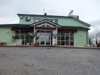 Le 81 Hotel Hotels in Belleserre