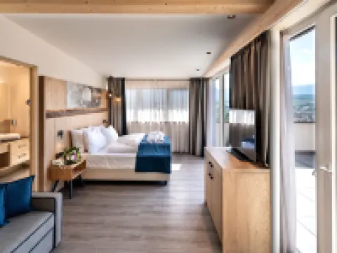 克里斯託夫酒店 阿皮亞諾蘇拉斯特拉達德爾維諾酒店