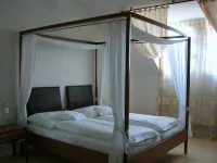 Hanfthal-Hof Hotels in Mailberg