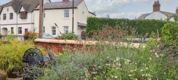 The Lodge at Cross Cottage Hotéis em Wrexham
