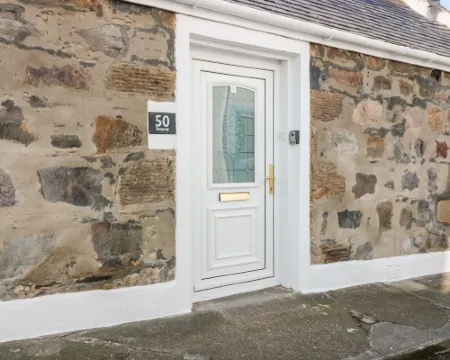 Seaspray Cottage Hotels in Buckie
