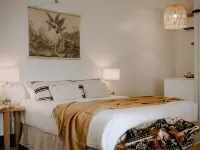 Yeppoon Surfside Motel Hotels in Yeppoon