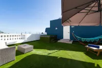 HD Acuario Lifestyle - Airport Shuttle