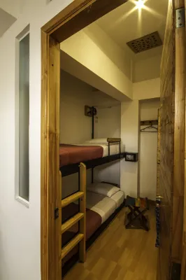 Hostal de la 57 Hotels in 