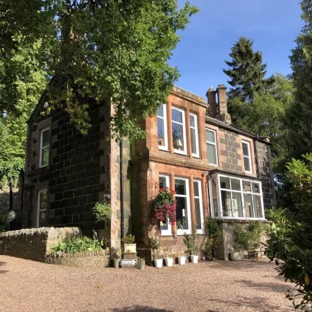 Ivybank Lodge
