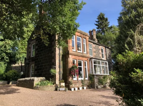 Ivybank Lodge