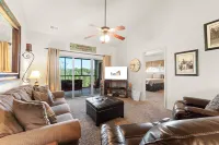 Ozark Comfort 3 Bedroom Condo by RedAwning - 3-Star