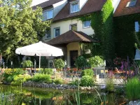 Landgasthof Wellmann Hotels near Schloss Weingartsgreuth