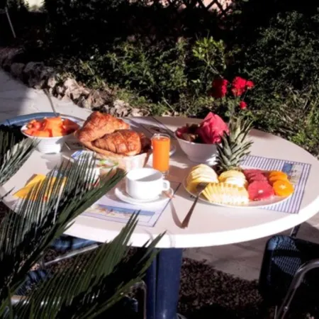 Logis Hotel l'Esterella