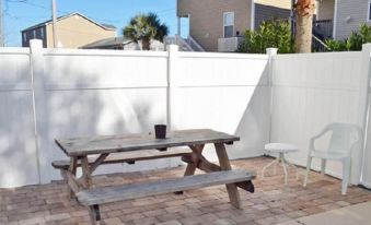 Dreamscaper at Myrtle Beach 5 Bedroom by Affordable Large Properties - Housity