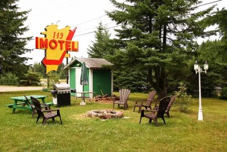 Motel 149 Отели в г. Сен-Фостен-Лак-Карре