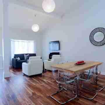 Boardwalk Homes - Executive Guest Rooms & Townhomes Rooms