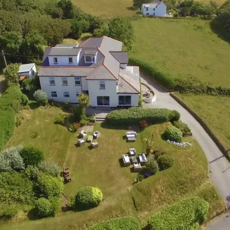 Beacon Country House & Luxury Shepherd Huts
