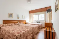 Rey Fernando Hostel - Alojamientos